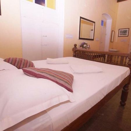 A La Villa Creole Pondichéry Extérieur photo