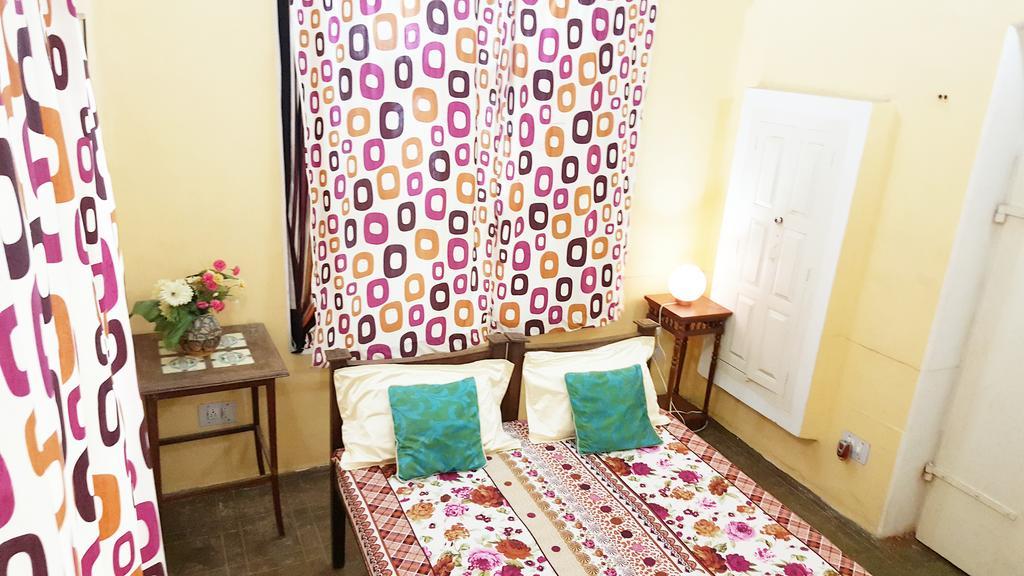 A La Villa Creole Pondichéry Extérieur photo