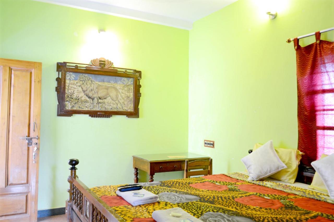 A La Villa Creole Pondichéry Extérieur photo